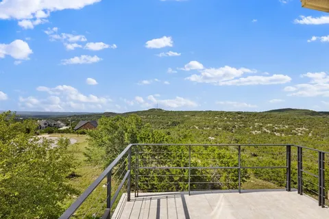 $1,200,000 | 360 Stacey Ann Cove, Dripping Springs, TX 78620