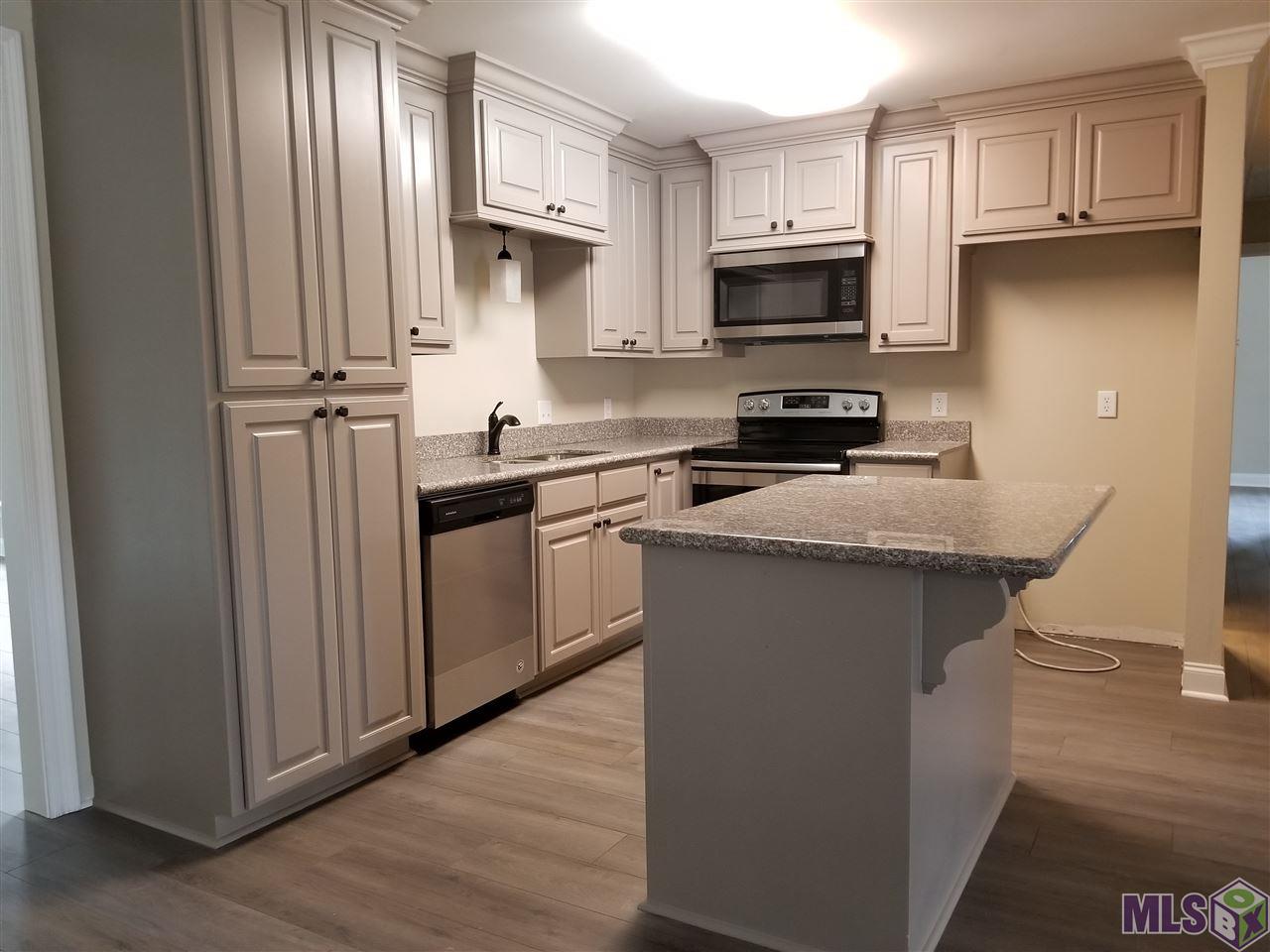 14468 Acacia Street Baton Rouge, LA 70819 - Photo 5 of 17 Kitchen