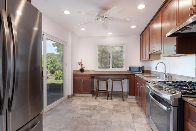 $1,689,000 | 75-795 Hiona Street, Kailua-Kona, HI 96740