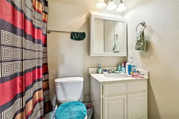 $113,000 | 3805 Houma Boulevard, Unit A202, Metairie, LA 70006