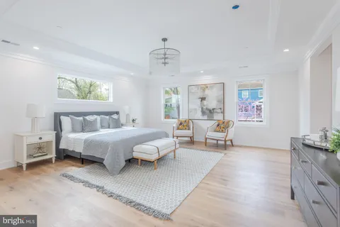 $2,295,000 | 8806 Walnut Hill Road, Chevy Chase, MD 20815