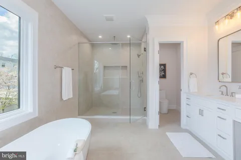 $2,295,000 | 8806 Walnut Hill Road, Chevy Chase, MD 20815