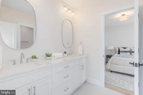 $2,295,000 | 8806 Walnut Hill Road, Chevy Chase, MD 20815