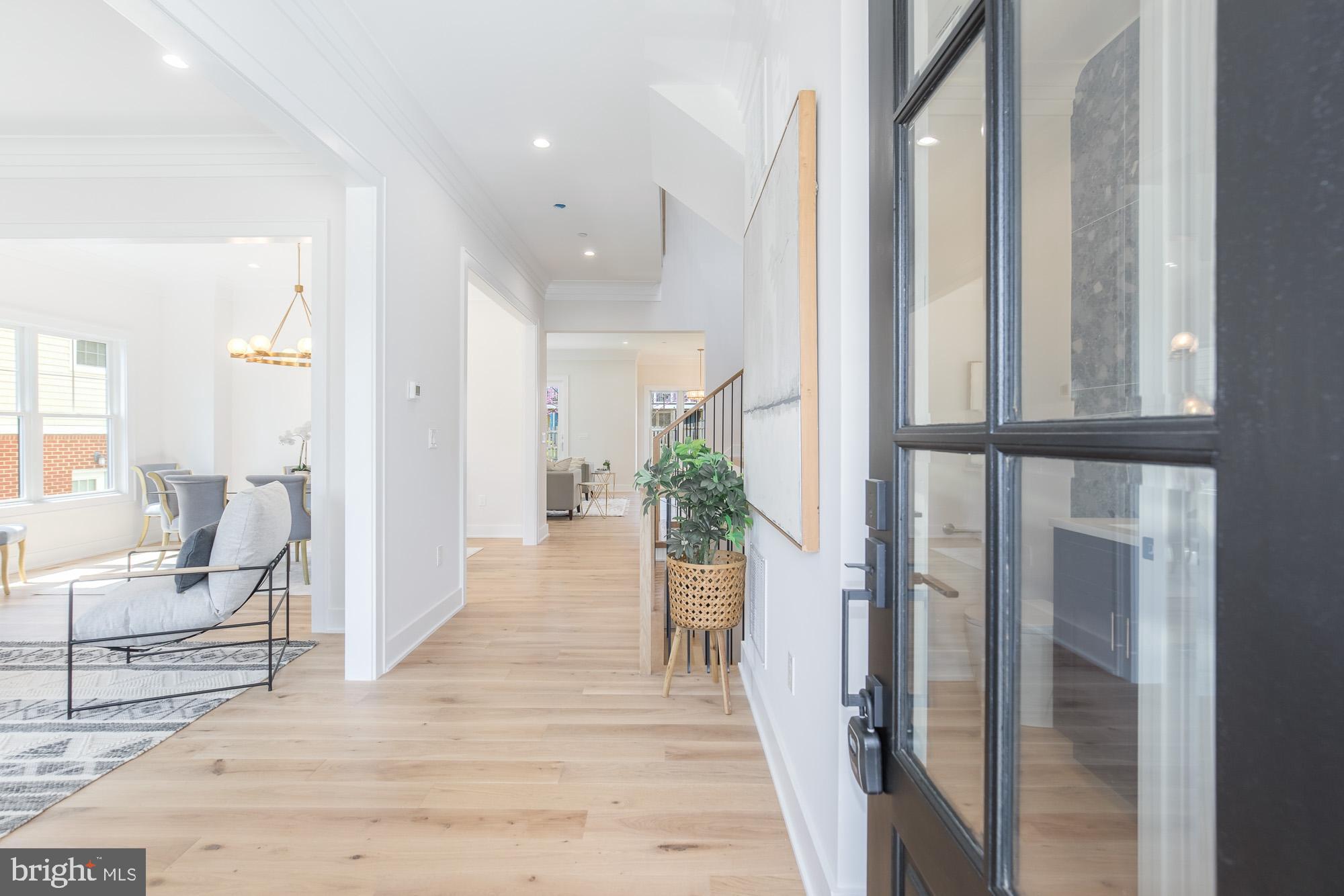 8806 Walnut Hill Road Chevy Chase, MD 20815 - Photo 3 of 50