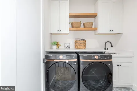 $2,295,000 | 8806 Walnut Hill Road, Chevy Chase, MD 20815