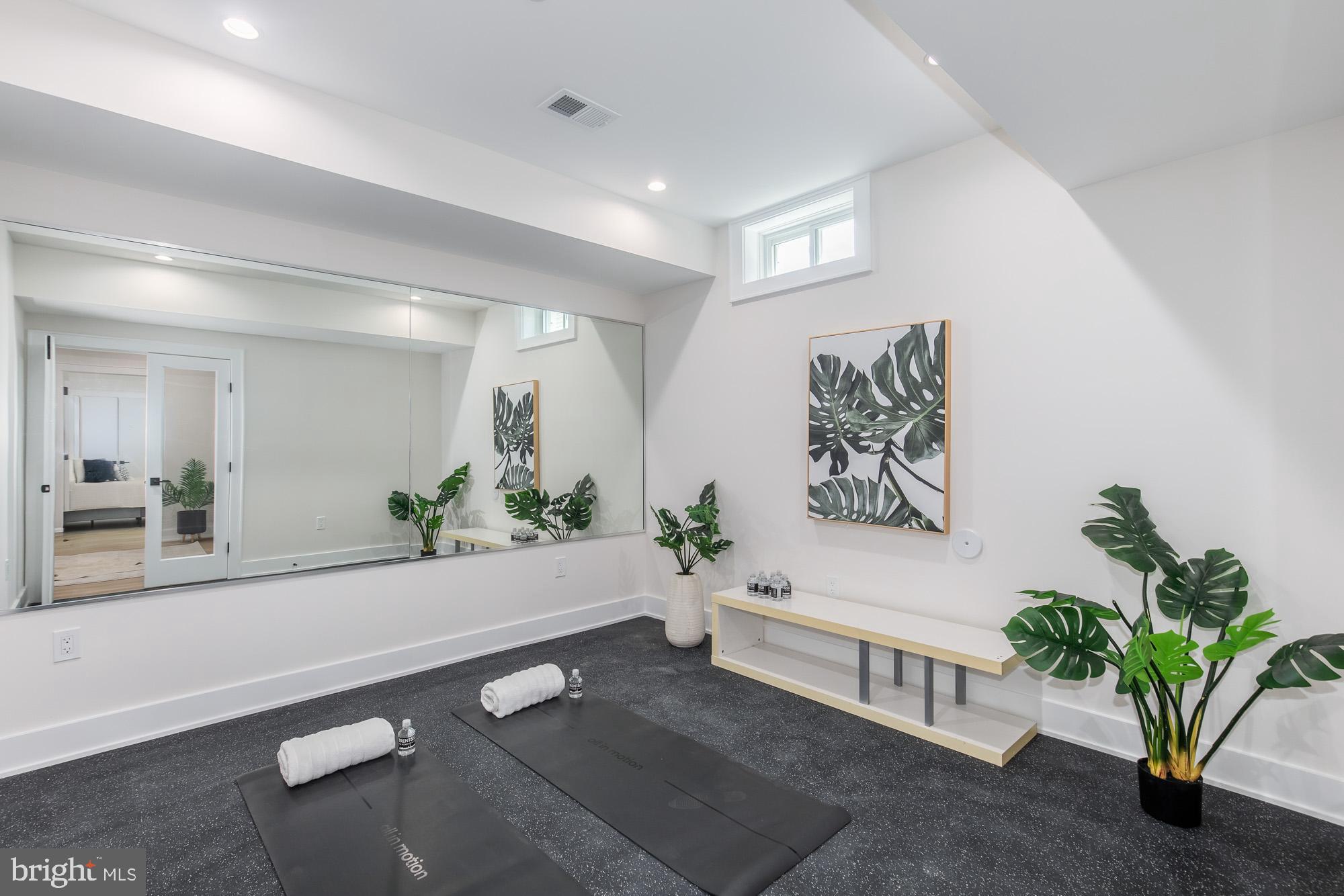 8806 Walnut Hill Road Chevy Chase, MD 20815 - Photo 41 of 50