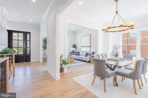 $2,295,000 | 8806 Walnut Hill Road, Chevy Chase, MD 20815