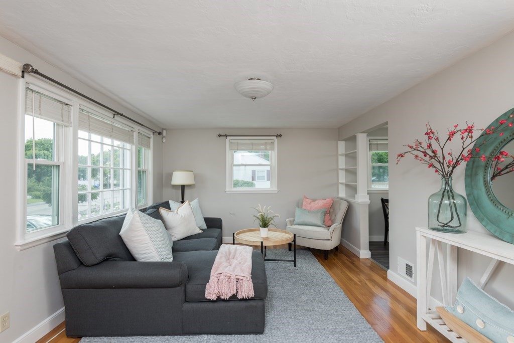 5 Levin Road Rockland, MA 02370 - Photo 5 of 32 Gallery Image 5