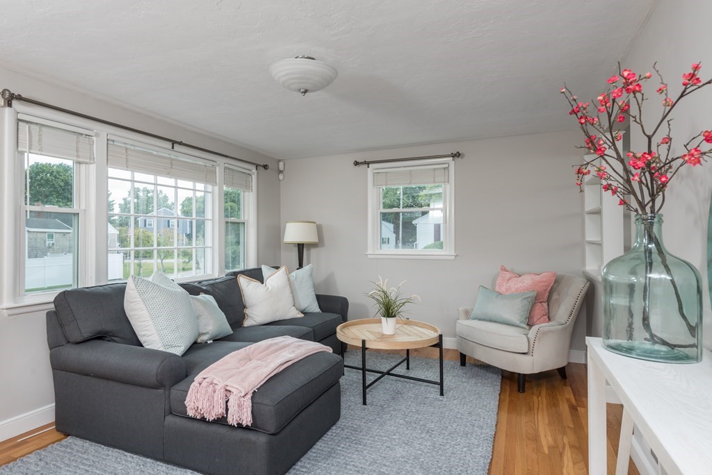 5 Levin Road Rockland, MA 02370 - Photo 6 of 32 Gallery Image 6
