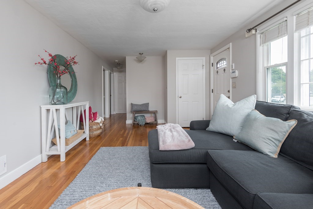 5 Levin Road Rockland, MA 02370 - Photo 8 of 32 Gallery Image 8