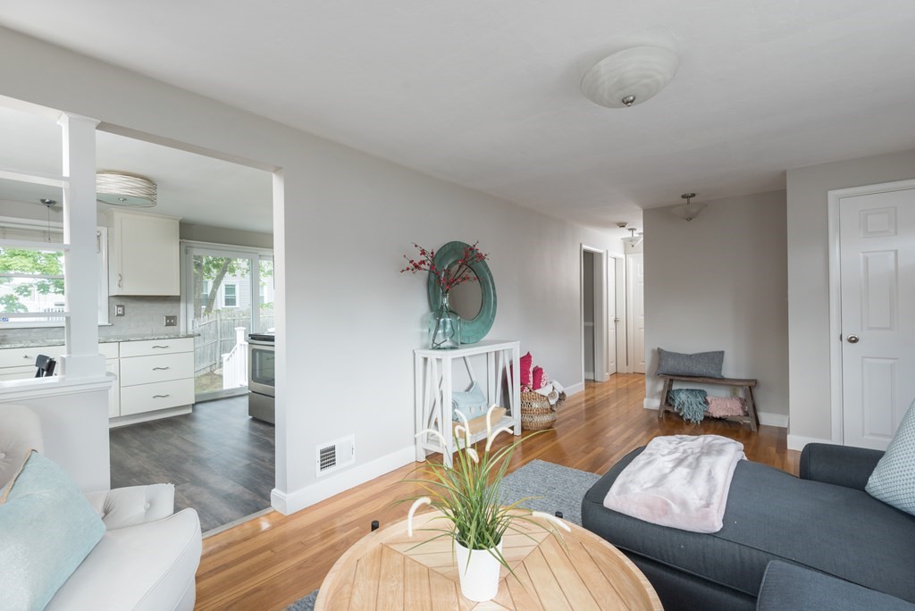 5 Levin Road Rockland, MA 02370 - Photo 9 of 32 Gallery Image 9