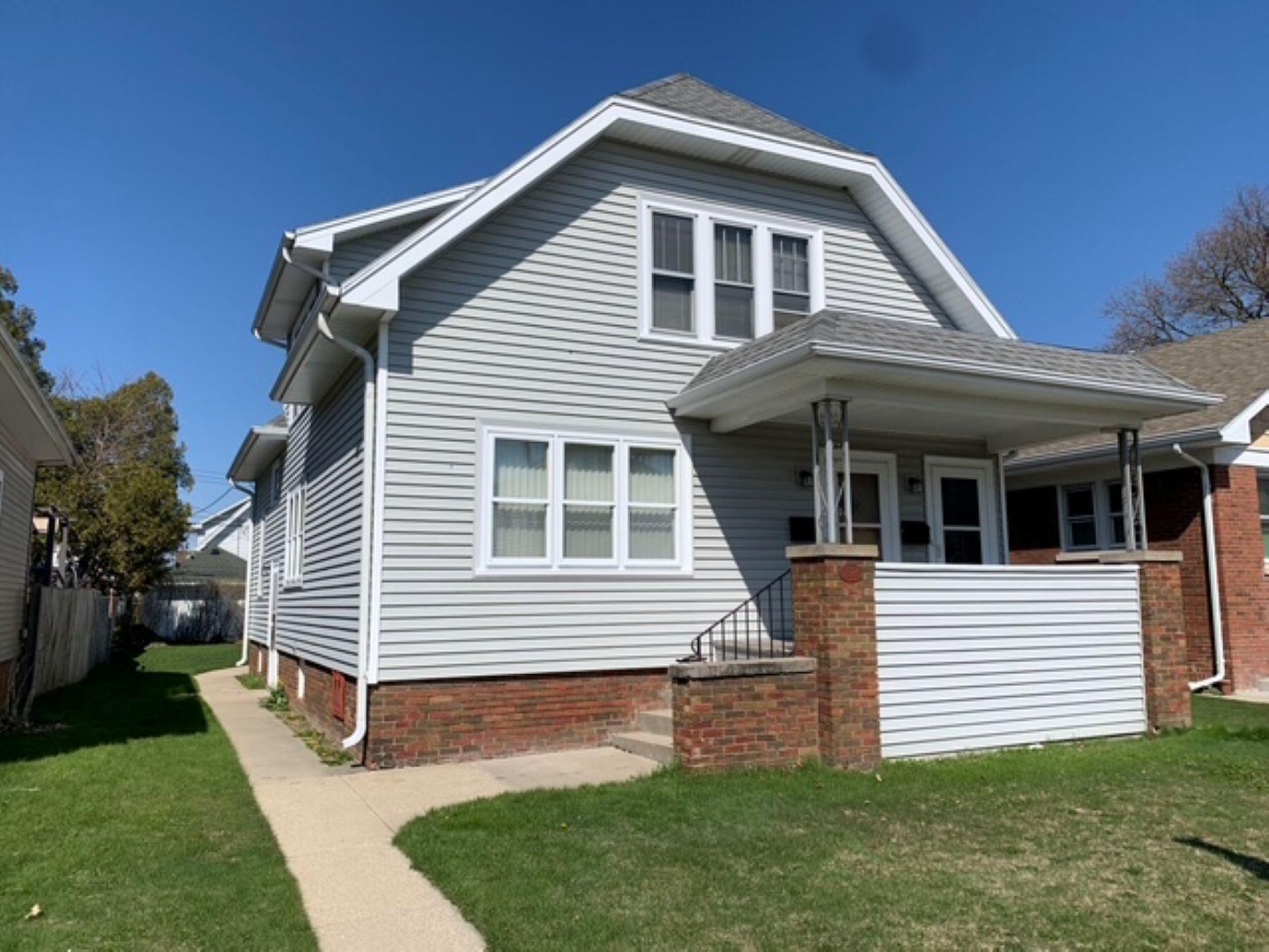 2326 St Clair Street Racine, WI 53402 - Photo 1 of 1 2326 Saint Clair Street