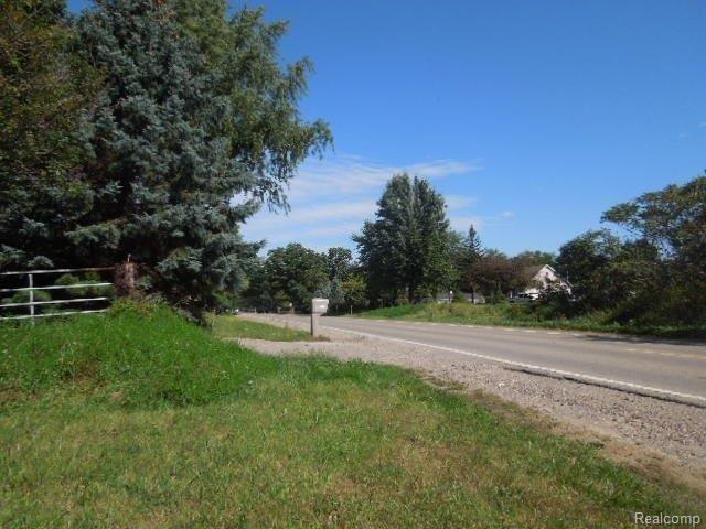 2091 North Baldwin Road Oxford, MI 48371 - Photo 11 of 13 kuig 037.jpg