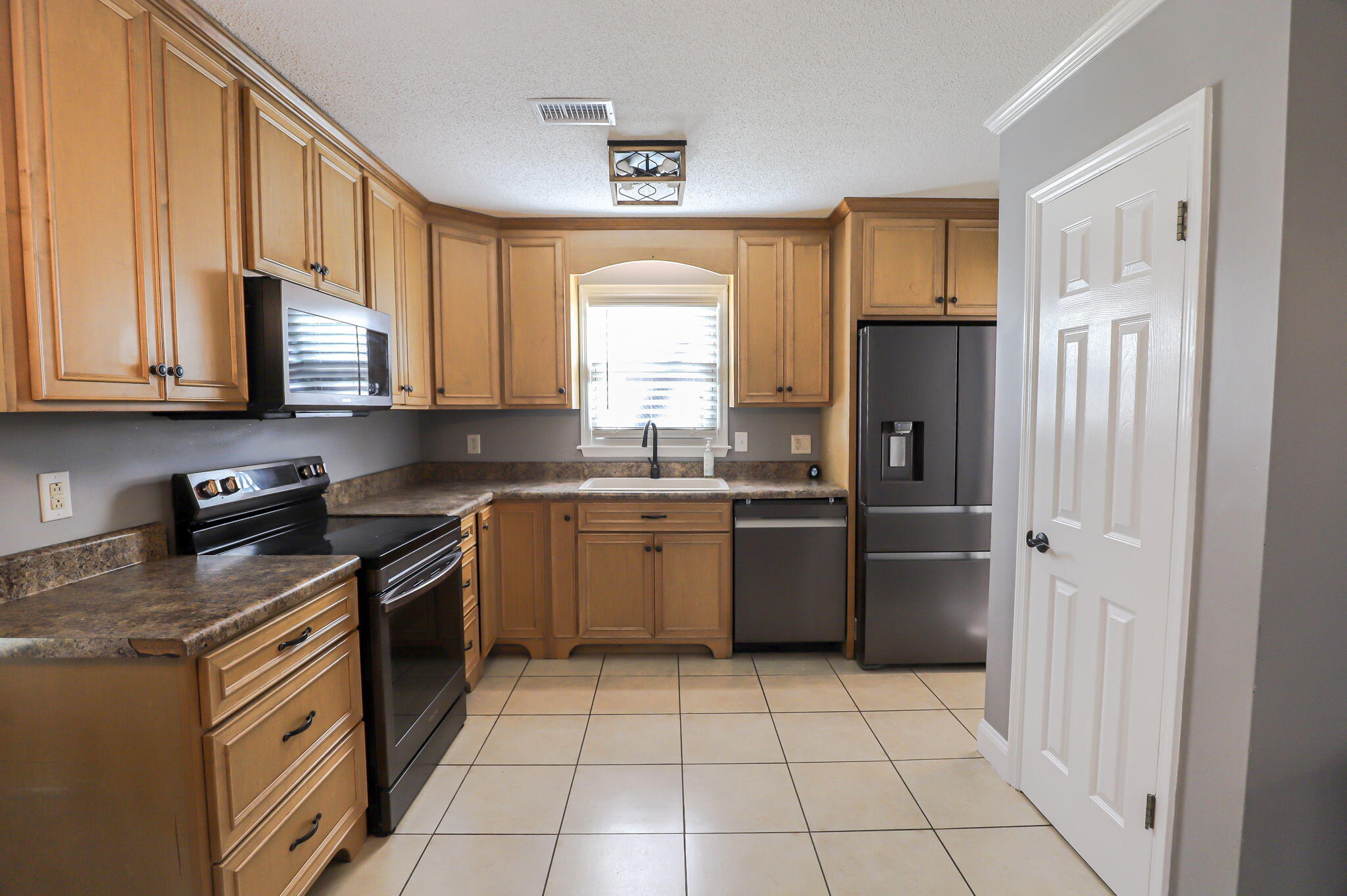 1172 Piney Grove Road Augusta, GA 30906 - Photo 12 of 31 10-web-or-mls-16-IMG_6353