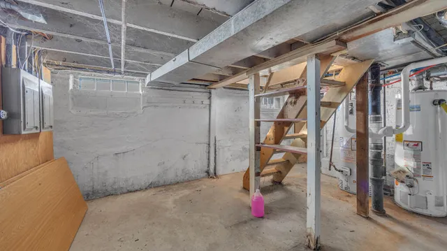 $1,300 | 1717 Sibley Court, Unit LOWR, Sheboygan, WI 53081