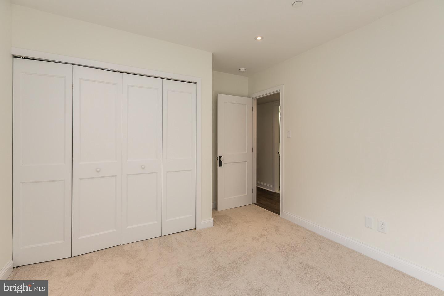 104 Woodside Road, Unit B205 Haverford, PA 19041 - Photo 18 of 20