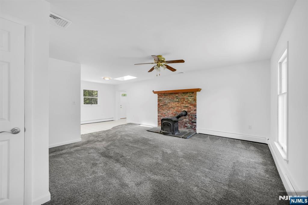 3 Midland Road Montville, NJ 07045 - Photo 3 of 28