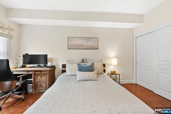 $1,075,000 | 87 Jackson Street, Unit 2C, Hoboken, NJ 07030