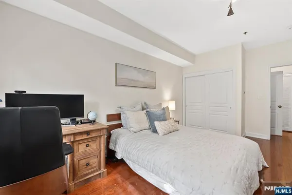 $1,075,000 | 87 Jackson Street, Unit 2C, Hoboken, NJ 07030