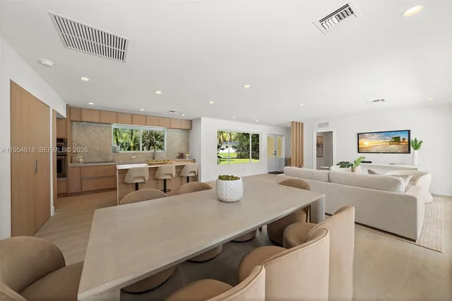 $10,000 | 7460 Southwest 126th Street, Pinecrest, FL 33156