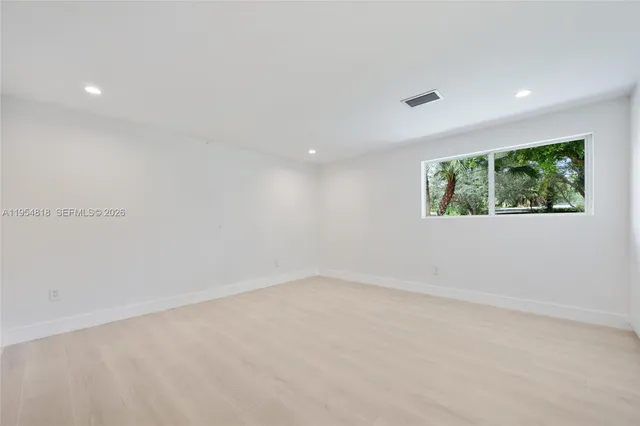 $10,000 | 7460 Southwest 126th Street, Pinecrest, FL 33156