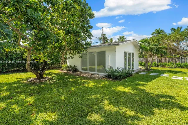 $10,000 | 7460 Southwest 126th Street, Pinecrest, FL 33156