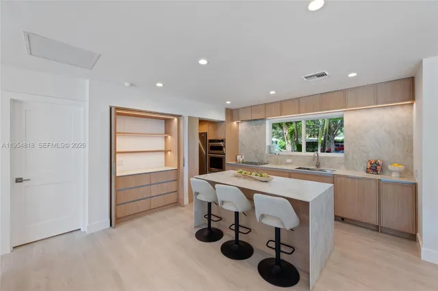 $10,000 | 7460 Southwest 126th Street, Pinecrest, FL 33156