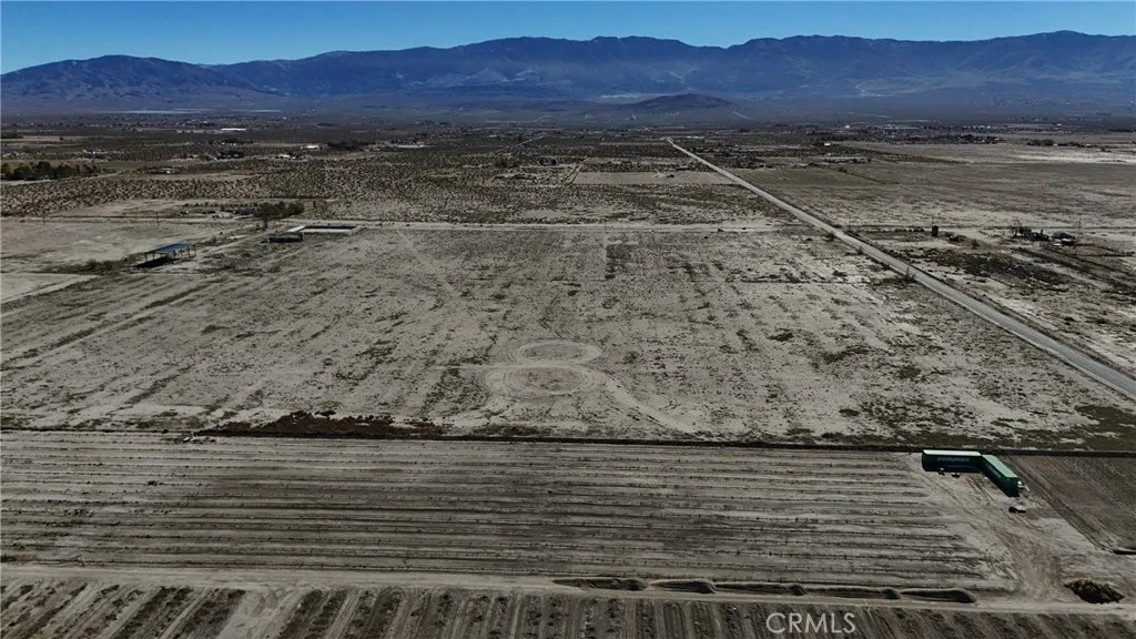 790 Locust Road Lucerne Valley, CA 92356 - Photo 7 of 8 a view of ocean view