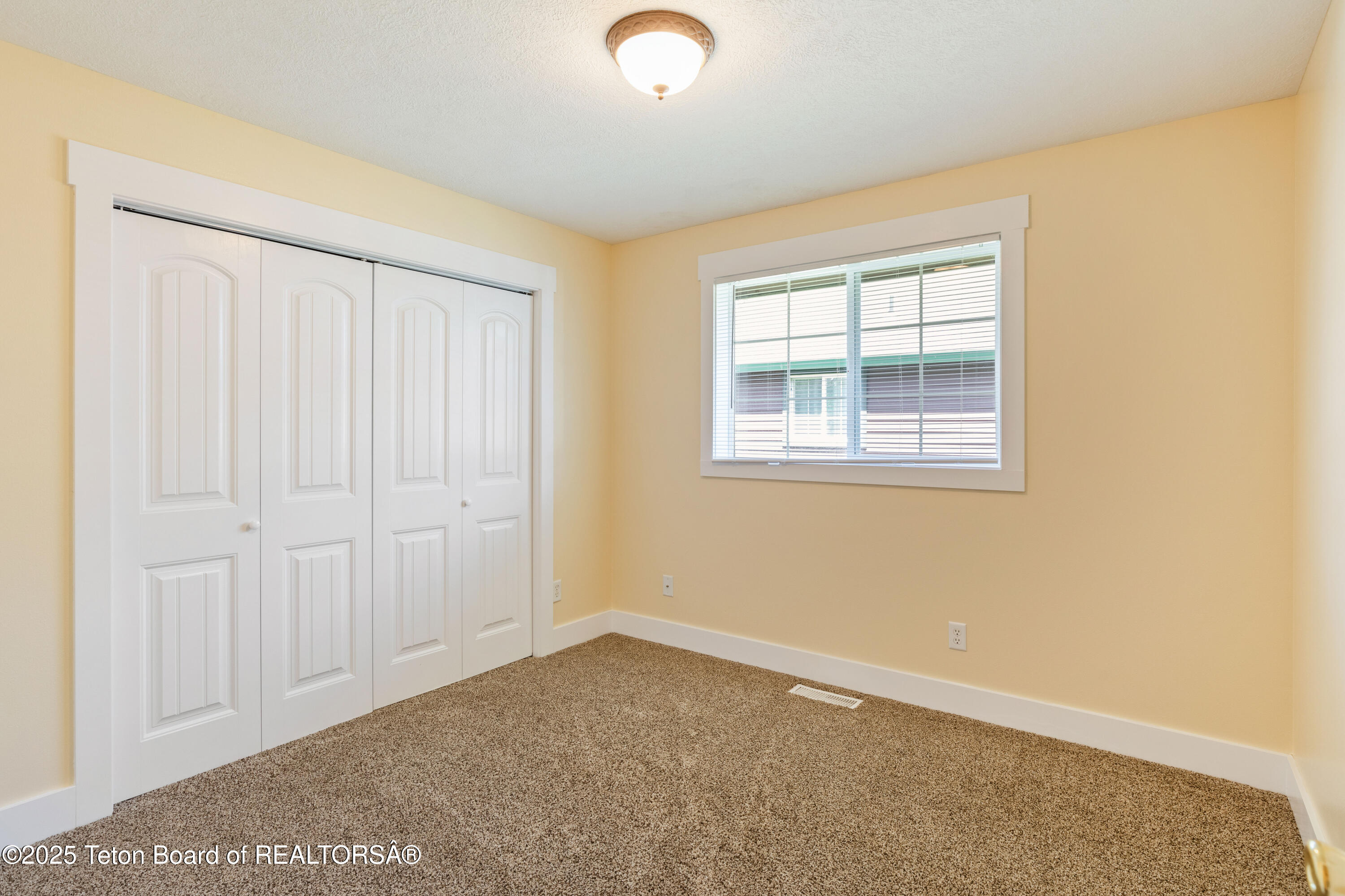 580 Cottage Lane Alpine, WY 83128 - Photo 14 of 26 580 East Cottage_IMG_0165