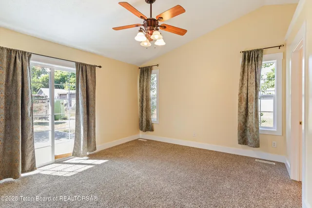 $599,000 | 580 Cottage Lane, Alpine, WY 83128