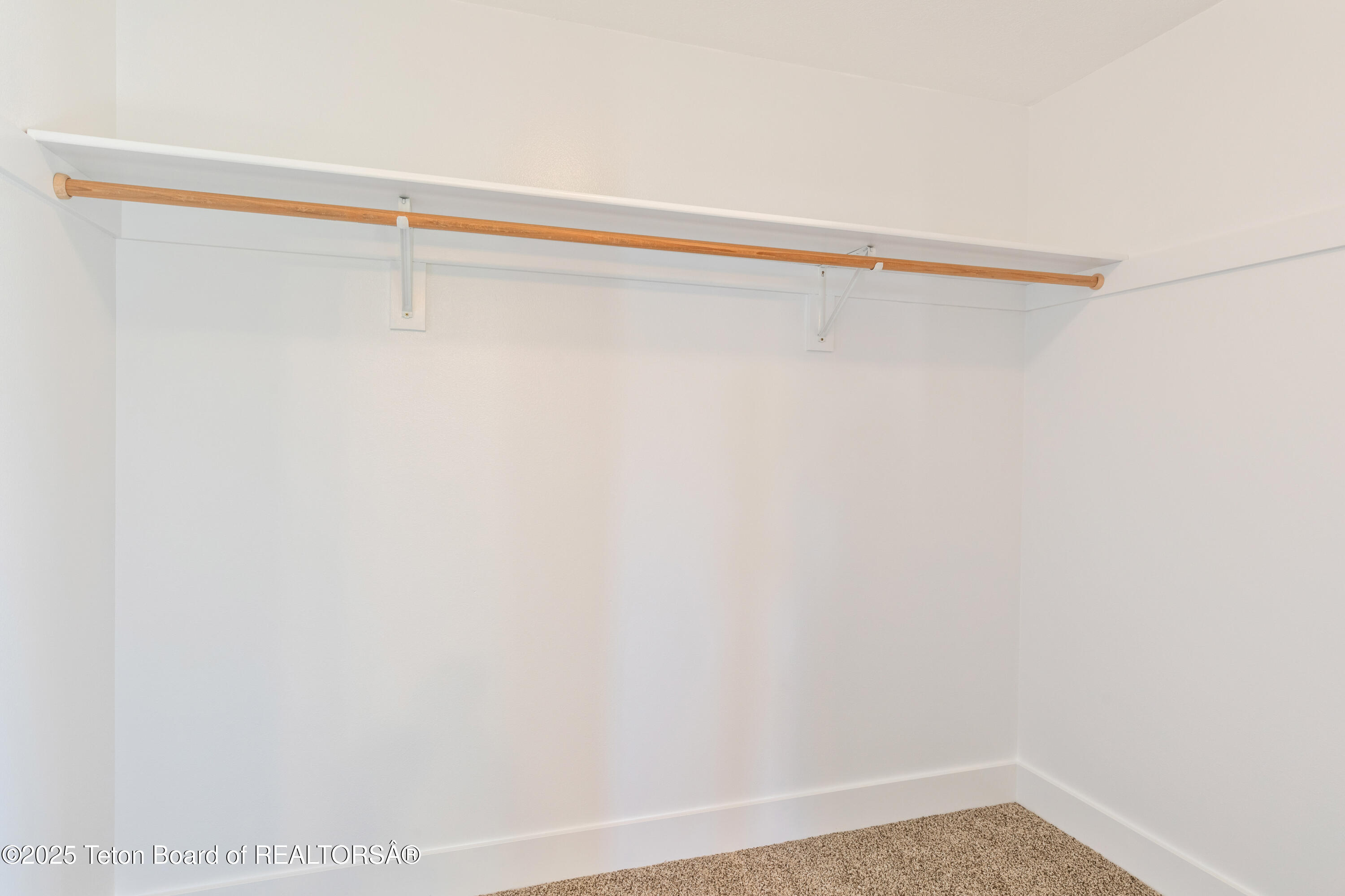 580 Cottage Lane Alpine, WY 83128 - Photo 18 of 26 580 East Cottage_IMG_0177