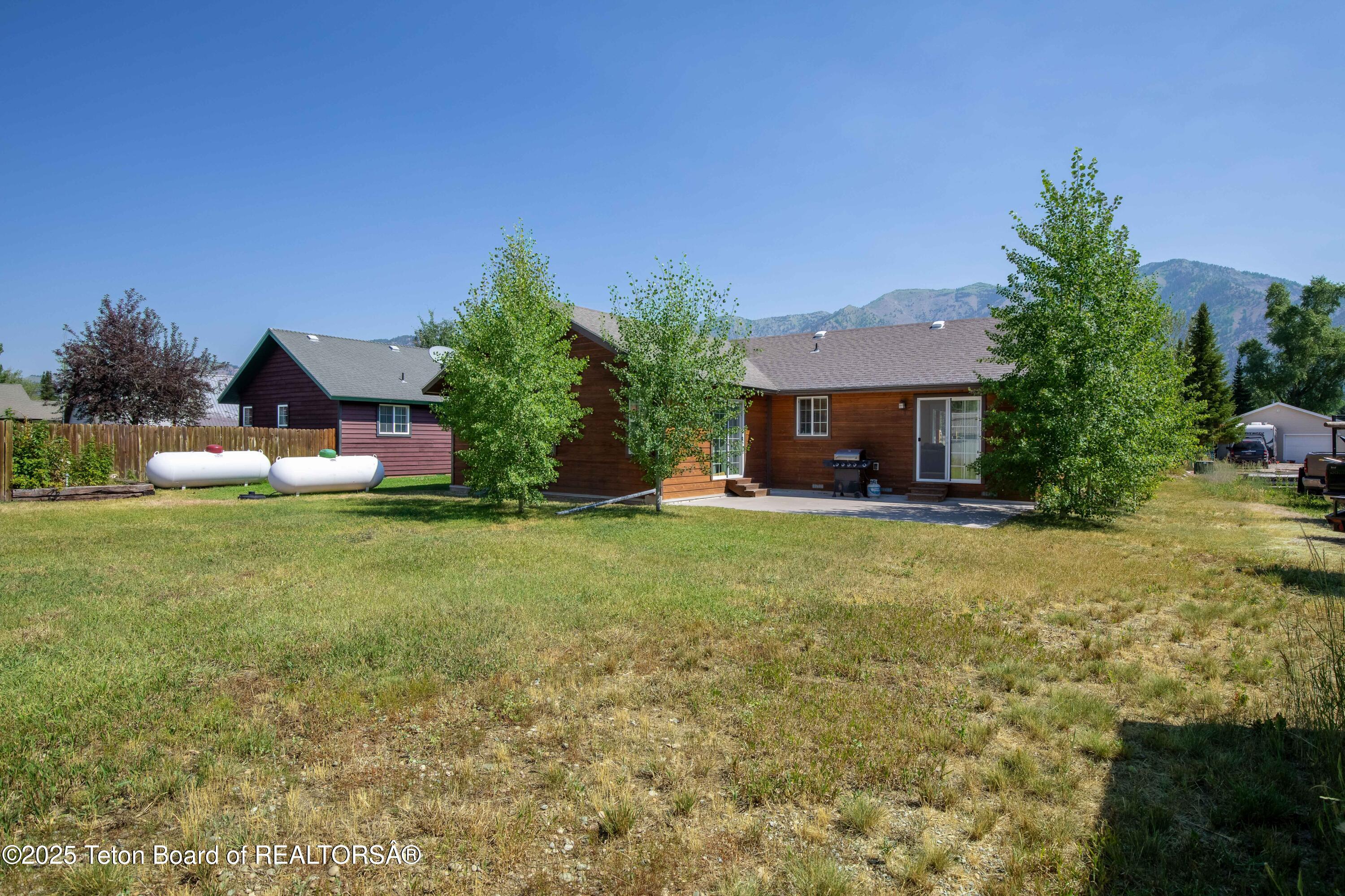 580 Cottage Lane Alpine, WY 83128 - Photo 23 of 26 580 East Cottage_IMG_0217-HDR-Edit