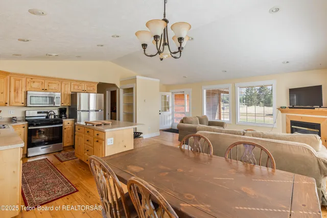 $599,000 | 580 Cottage Lane, Alpine, WY 83128