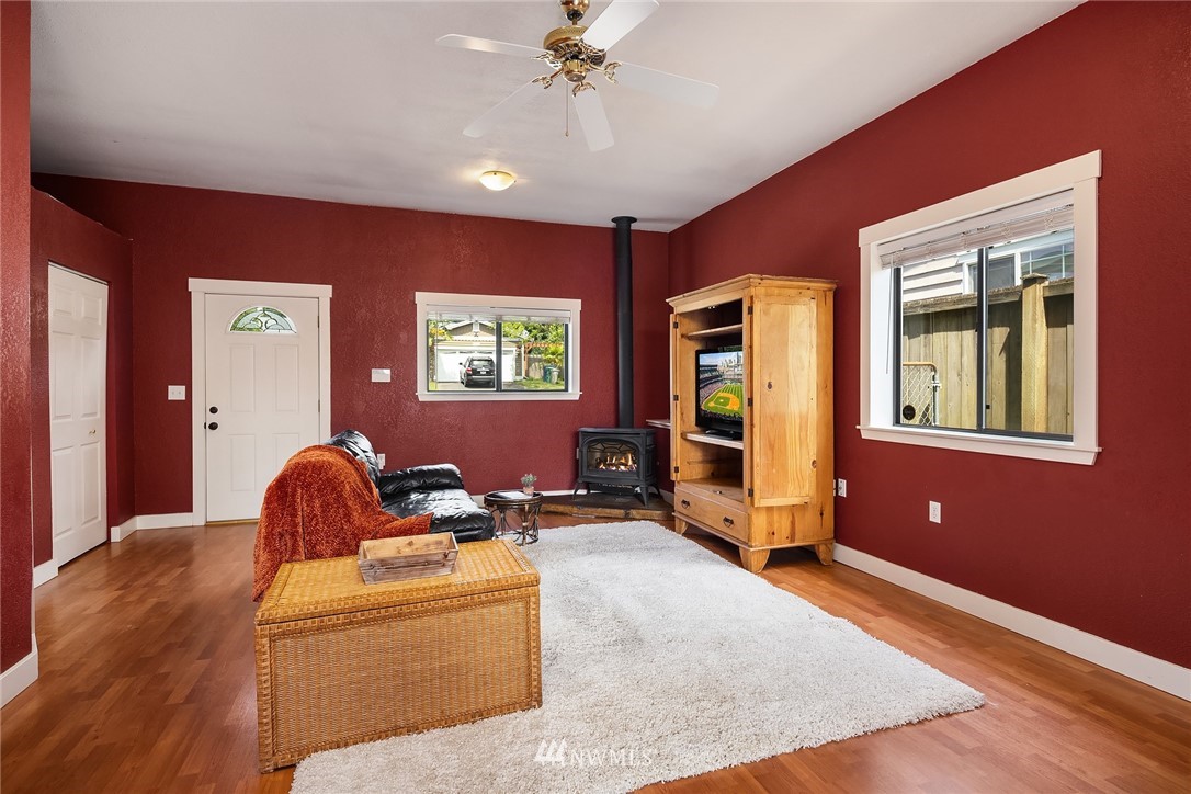 2216 179th Street Southeast Bothell, WA 98012 - Photo 15 of 32