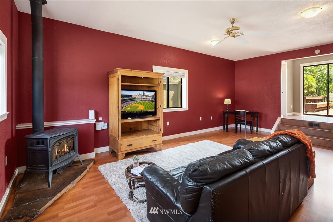 2216 179th Street Southeast Bothell, WA 98012 - Photo 17 of 32