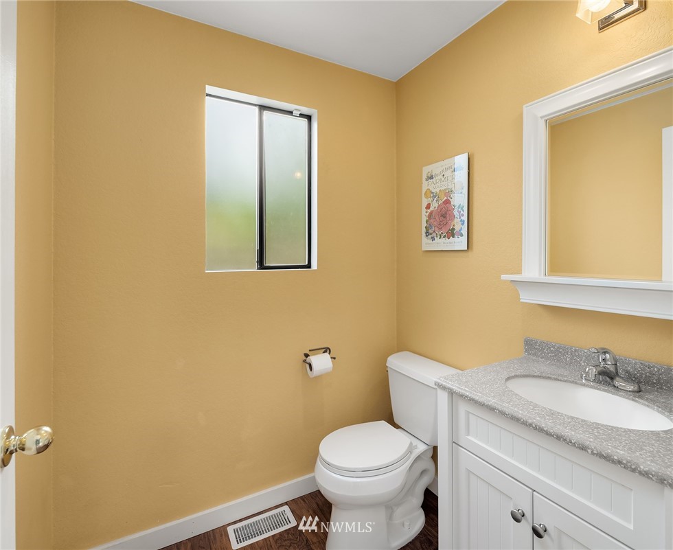 2216 179th Street Southeast Bothell, WA 98012 - Photo 18 of 32