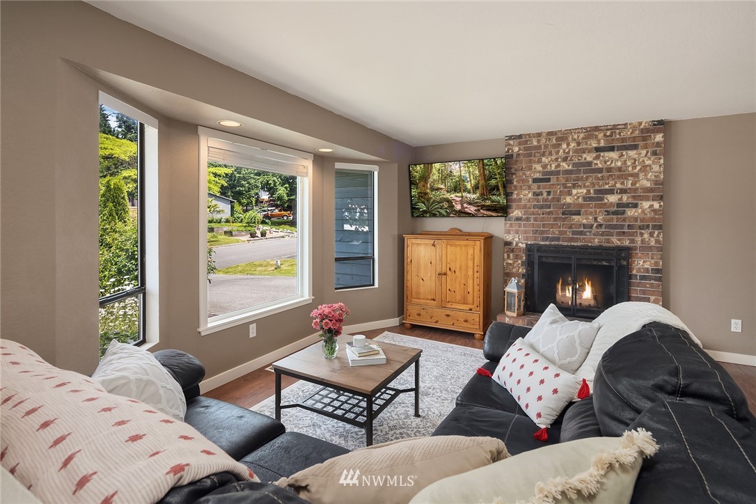 2216 179th Street Southeast Bothell, WA 98012 - Photo 7 of 32