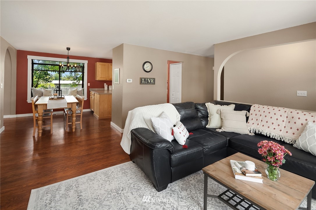 2216 179th Street Southeast Bothell, WA 98012 - Photo 9 of 32