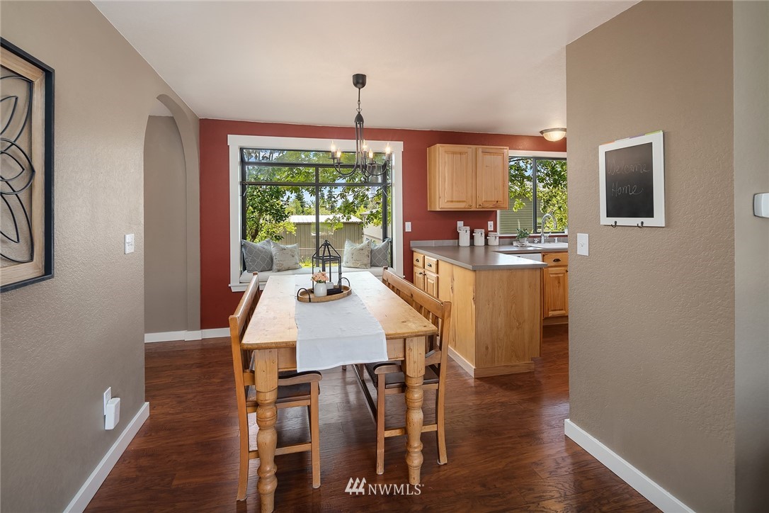 2216 179th Street Southeast Bothell, WA 98012 - Photo 10 of 32