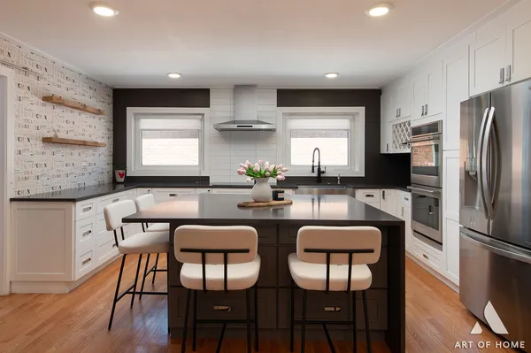 $729,000 | 900 Tomawadee Drive, Park Ridge, IL 60068