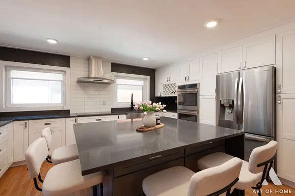 $729,000 | 900 Tomawadee Drive, Park Ridge, IL 60068