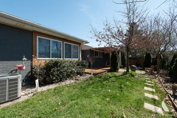 $729,000 | 900 Tomawadee Drive, Park Ridge, IL 60068