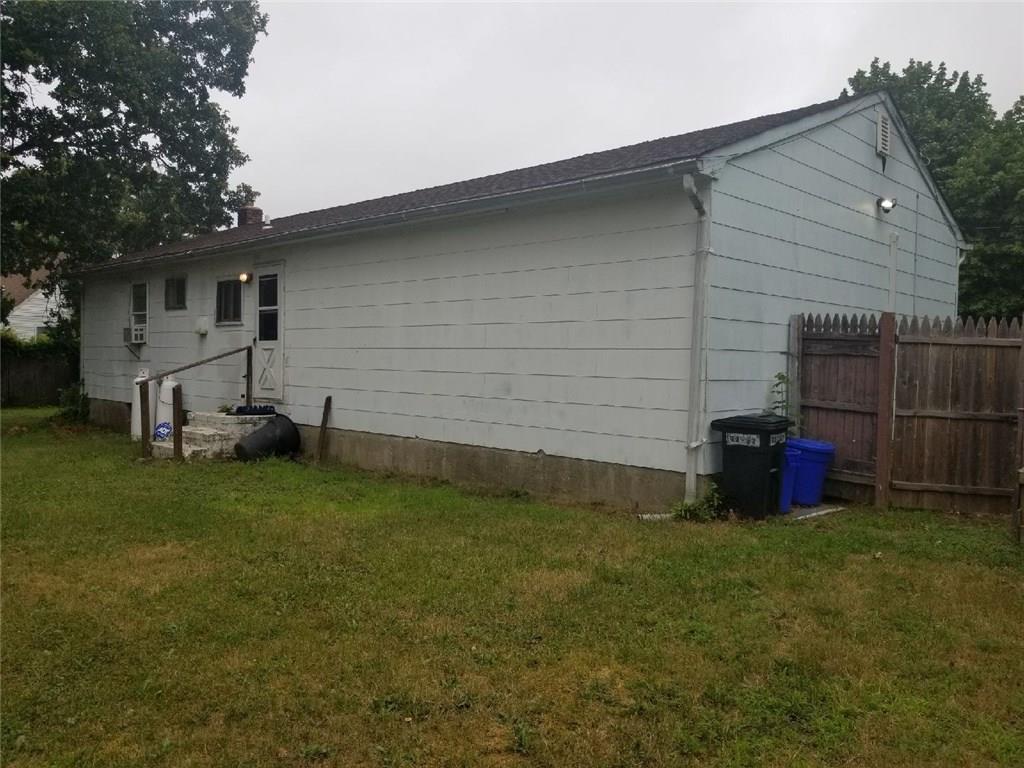 76 Walnut Road Babylon, NY 11701 - Photo 5 of 6 Gallery Image 5
