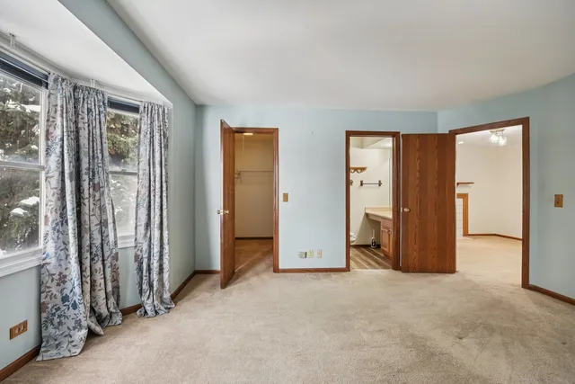 $285,000 | 787 Daybreak Lane, Unit 787, Carol Stream, IL 60188