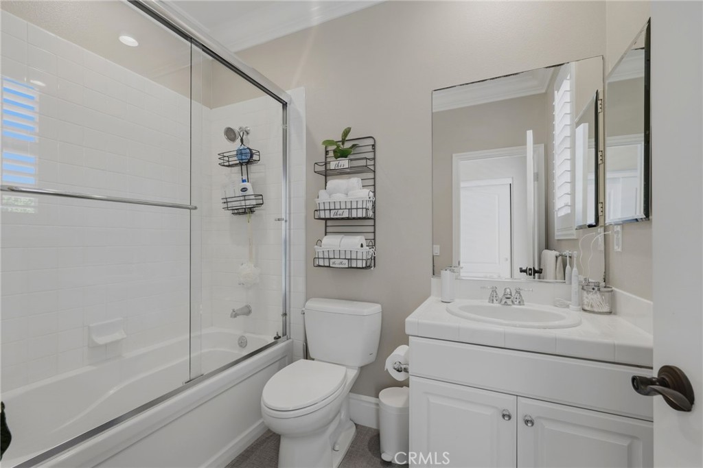 10 Jenny Lane Ladera Ranch, CA 92694 - Photo 28 of 64 Ensuite bathroom