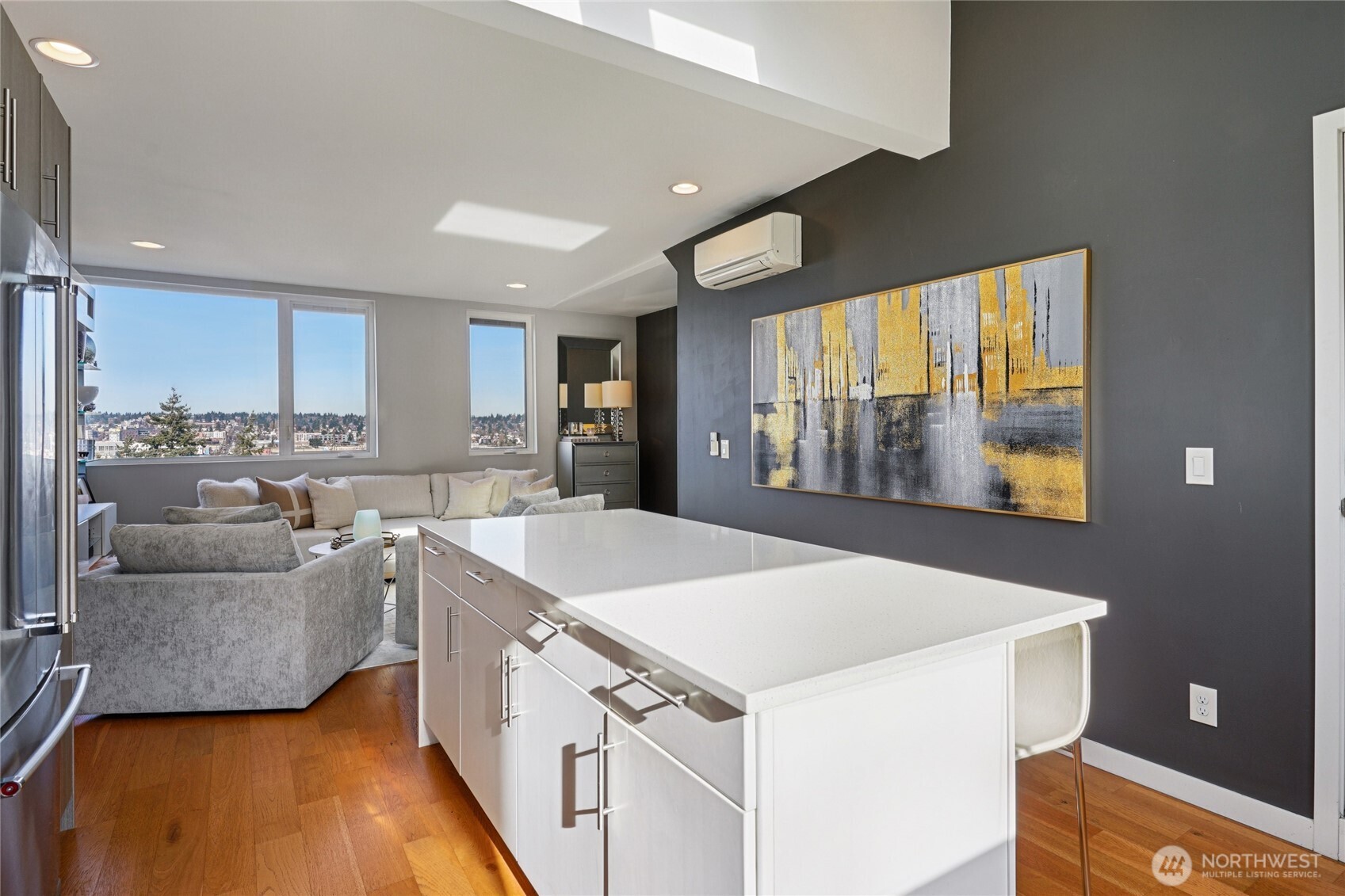 1230 West Emerson Street Seattle, WA 98119 - Photo 13 of 37