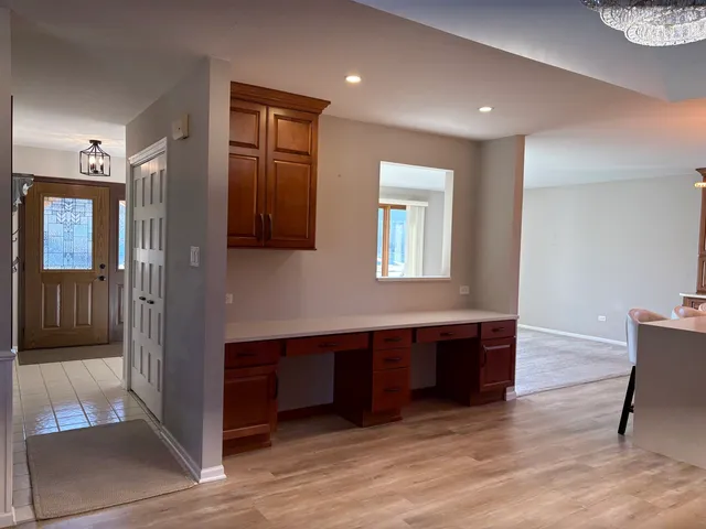 $549,000 | 8320 Heather Lane, Tinley Park, IL 60477