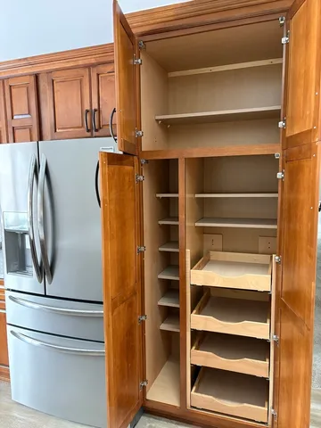 $549,000 | 8320 Heather Lane, Tinley Park, IL 60477