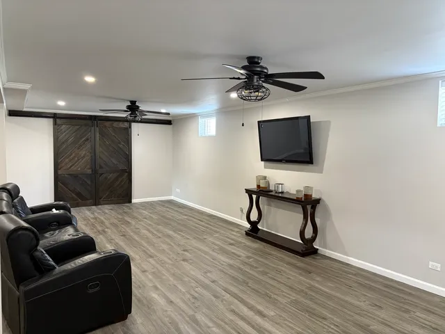 $549,000 | 8320 Heather Lane, Tinley Park, IL 60477