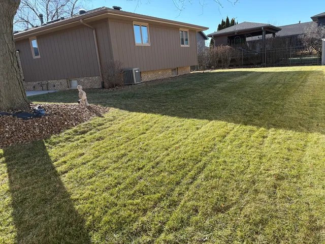 $549,000 | 8320 Heather Lane, Tinley Park, IL 60477